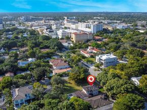 5320 Sunset Dr, Miami FL 33143