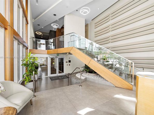 600 NE 27th St 3105, Miami FL 33137
