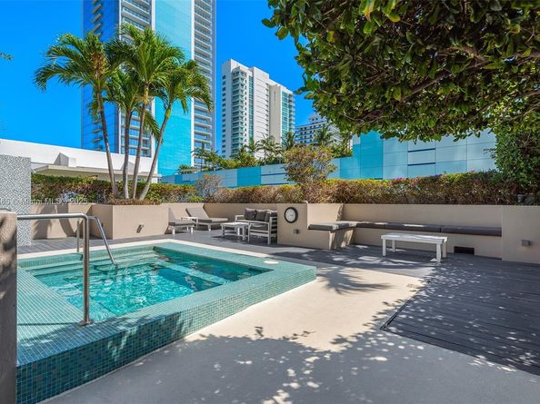 600 NE 27th St 3105, Miami FL 33137