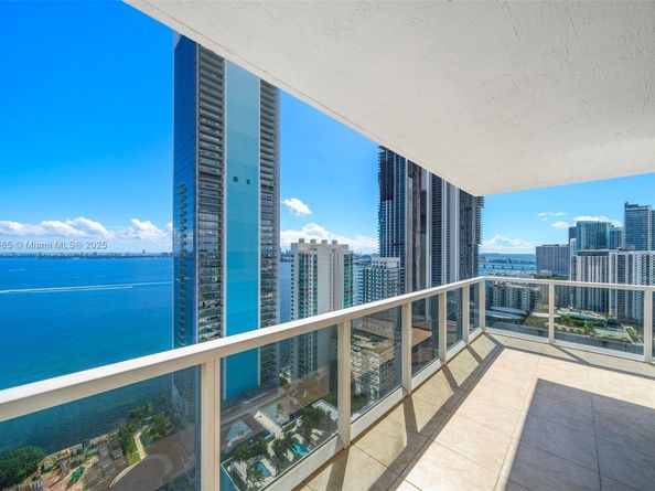 600 NE 27th St 3105, Miami FL 33137
