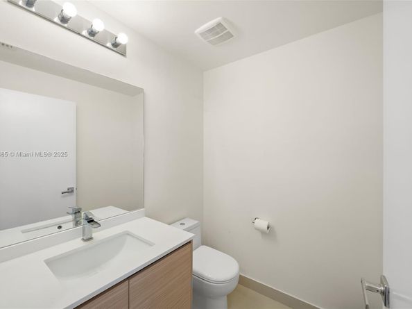 600 NE 27th St 3105, Miami FL 33137