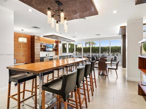 600 NE 27th St 3105, Miami FL 33137