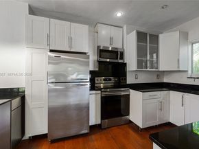 500 Aragon Ave, Coral Gables FL 33134