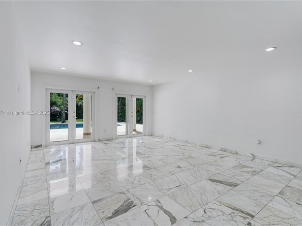 3455 SW 130th Ave, Miami FL 33175