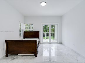 3455 SW 130th Ave, Miami FL 33175