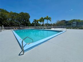 1001 Hillcrest Ct 306, Hollywood FL 33021