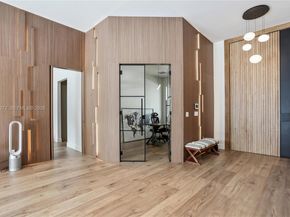 12100 NW 21st Ct, Plantation FL 33323