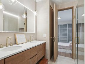 12100 NW 21st Ct, Plantation FL 33323