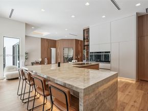 12100 NW 21st Ct, Plantation FL 33323