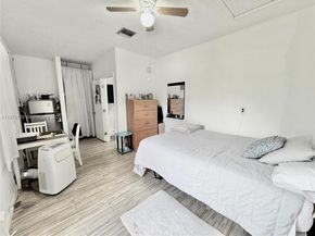 7005 NW 94th Ave, Tamarac FL 33321