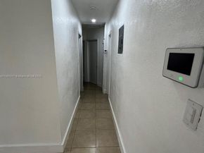 2209 NW 6th St #1, Fort Lauderdale FL 33311