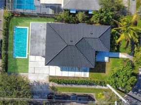 500 NW 43rd St, Miami FL 33127