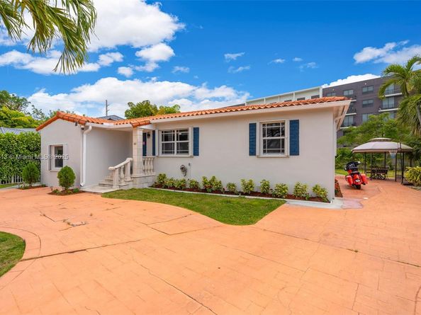 1621 SW 32nd Ct, Miami FL 33145
