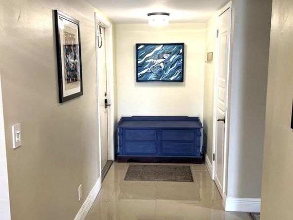 605 OAKS Drive 810, Pompano Beach FL 33069