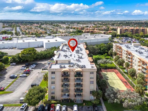 9310 Fontainebleau Blvd 201, Miami FL 33172