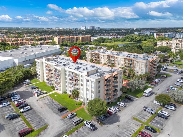 9310 Fontainebleau Blvd 201, Miami FL 33172