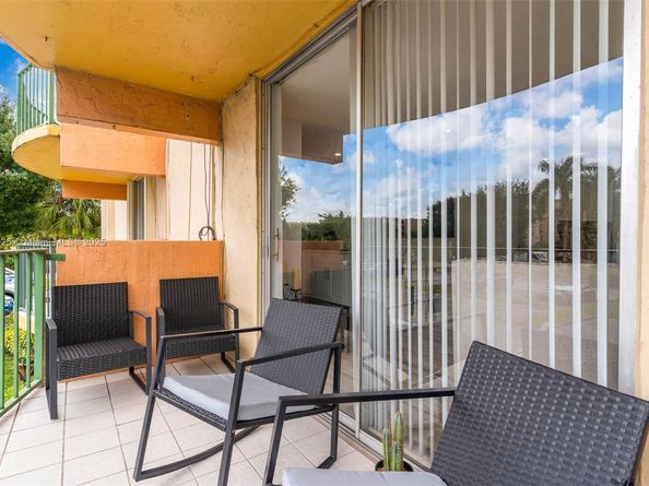 9310 Fontainebleau Blvd 201, Miami FL 33172
