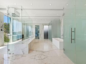 1133 Belle Meade Island Dr, Miami FL 33138