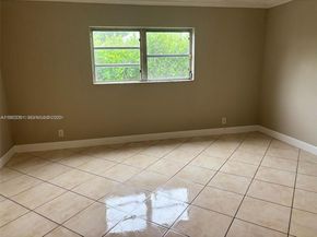 2750 Pierce St 3, Hollywood FL 33020