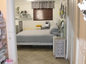 8000 NW 172nd St, Hialeah FL 33015