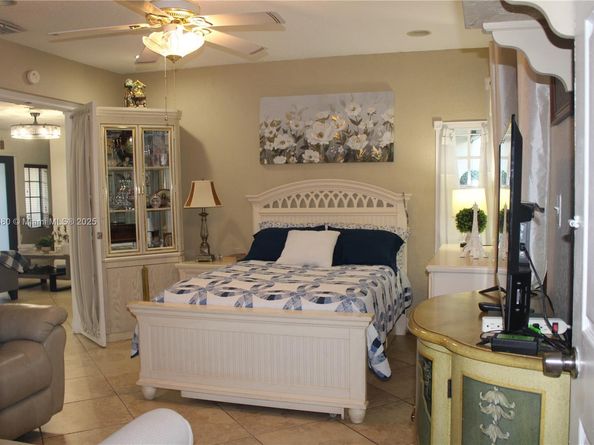 8000 NW 172nd St, Hialeah FL 33015