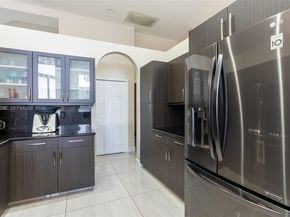 Undisclosed Address #A12002082, Weston FL 33327