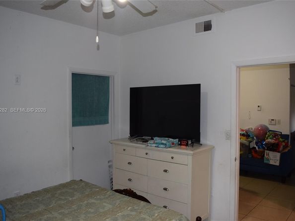 2391 NW 96th Ter 19M, Pembroke Pines FL 33024