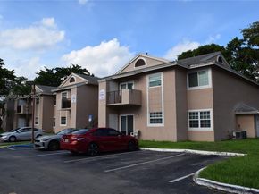 2391 NW 96th Ter 19M, Pembroke Pines FL 33024