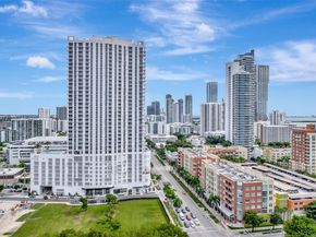 275 NE 18th St PH09, Miami FL 33132