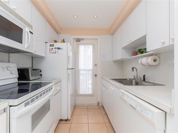 3135 S Ocean Dr 230, Hallandale Beach FL 33009