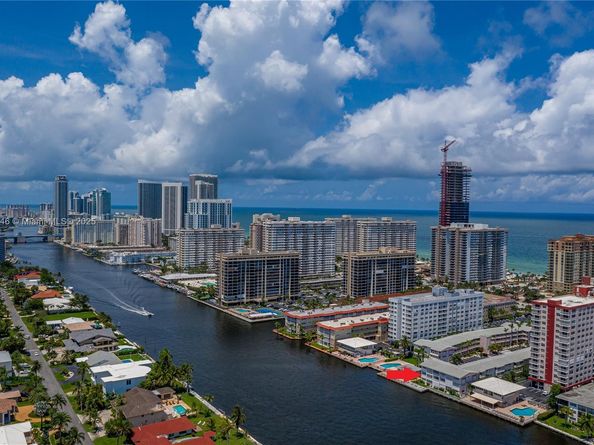 3135 S Ocean Dr 230, Hallandale Beach FL 33009