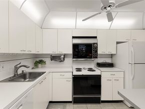 3440 NE 192nd St 1GA, Aventura FL 33180