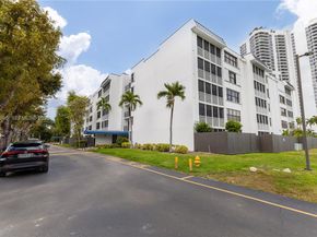 3440 NE 192nd St 1GA, Aventura FL 33180