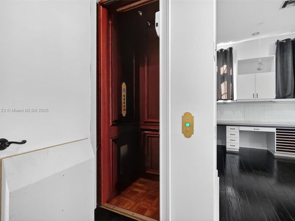 7837 SW 117th St, Pinecrest FL 33156