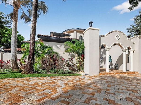 7837 SW 117th St, Pinecrest FL 33156