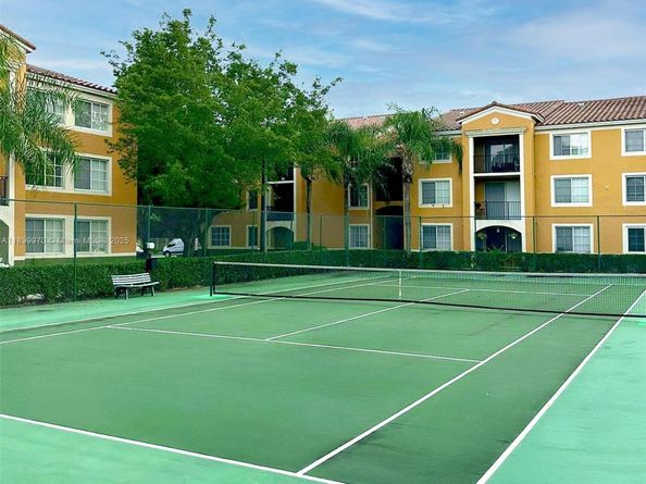 2440 E Preserve Way 208, Miramar FL 33025