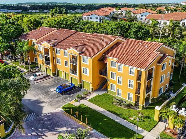2440 E Preserve Way 208, Miramar FL 33025