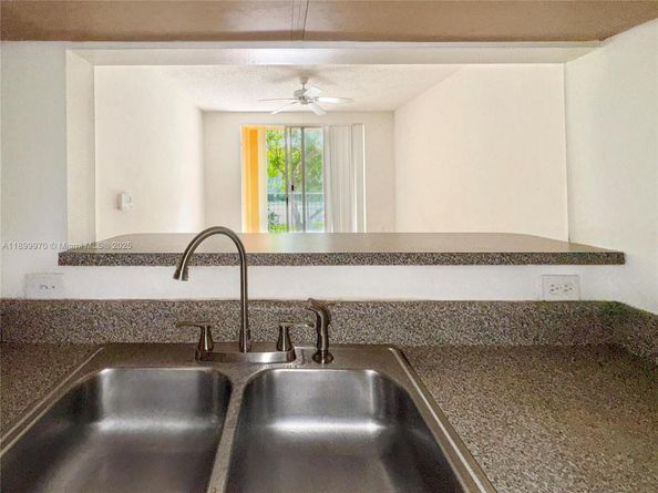 2440 E Preserve Way 208, Miramar FL 33025