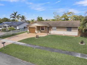 7811 NW 47th St, Lauderhill FL 33351