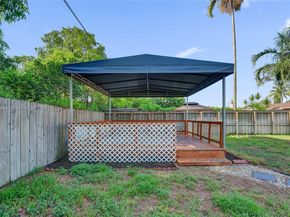 2015 N 58th Ave, Hollywood FL 33021