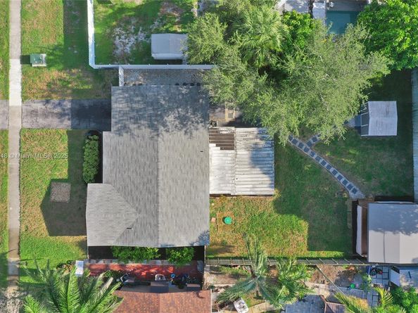 2015 N 58th Ave, Hollywood FL 33021