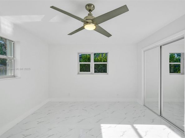 2015 N 58th Ave, Hollywood FL 33021