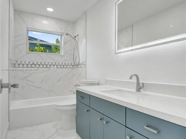 2015 N 58th Ave, Hollywood FL 33021