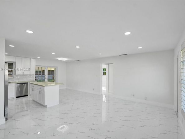 2015 N 58th Ave, Hollywood FL 33021