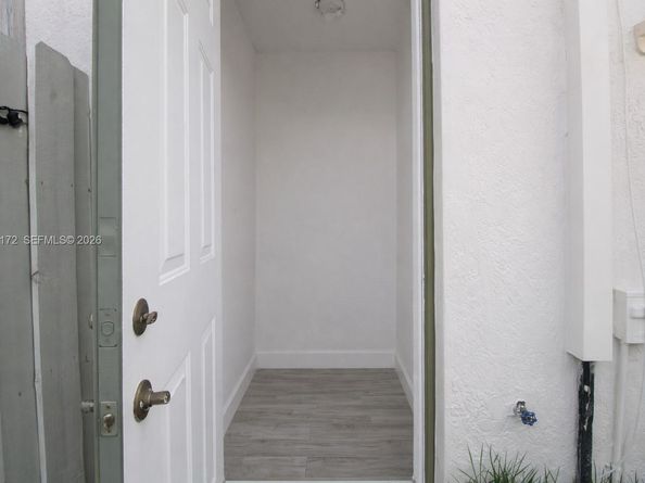 2264 NE 42nd Cir, Homestead FL 33033
