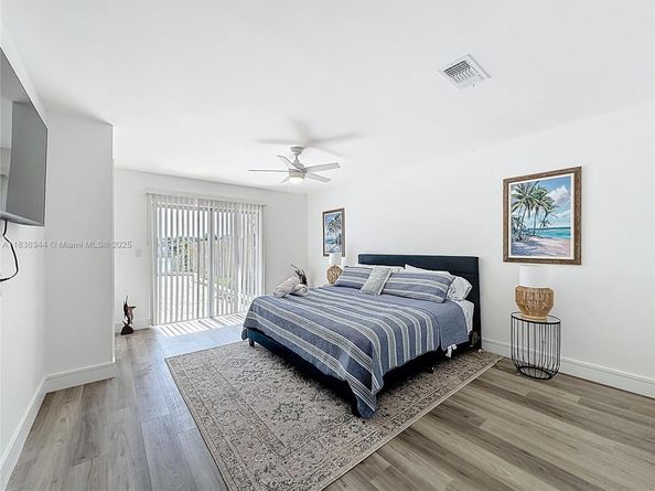 1309 SW 75th Ave, North Lauderdale FL 33068