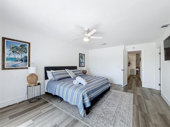 1309 SW 75th Ave, North Lauderdale FL 33068