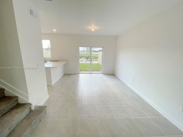 12354 NW 23rd Ct, Miami FL 33167