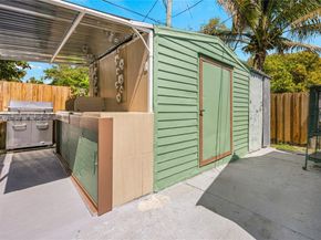 8711 SW 191st St, Cutler Bay FL 33157