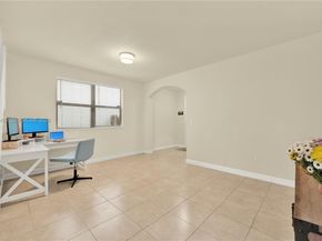 22746 SW 92nd Pl, Cutler Bay FL 33190